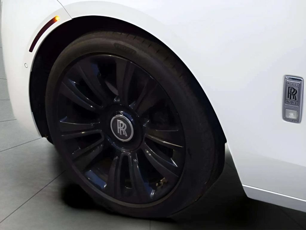 Used 2023 Rolls-Royce Ghost AWD/4WD image 20