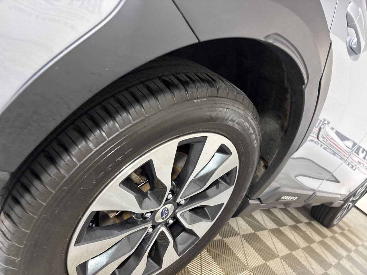 Used 2024 Subaru Outback Limited AWD/4WD image 37