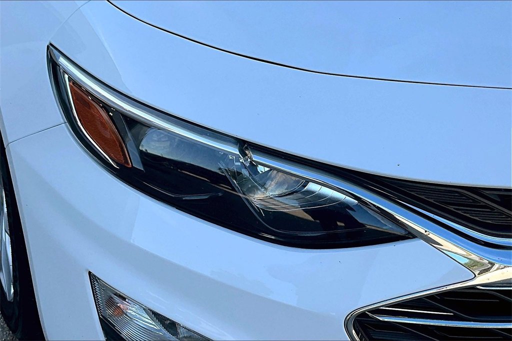 Used 2023 Chevrolet Malibu LT image 30