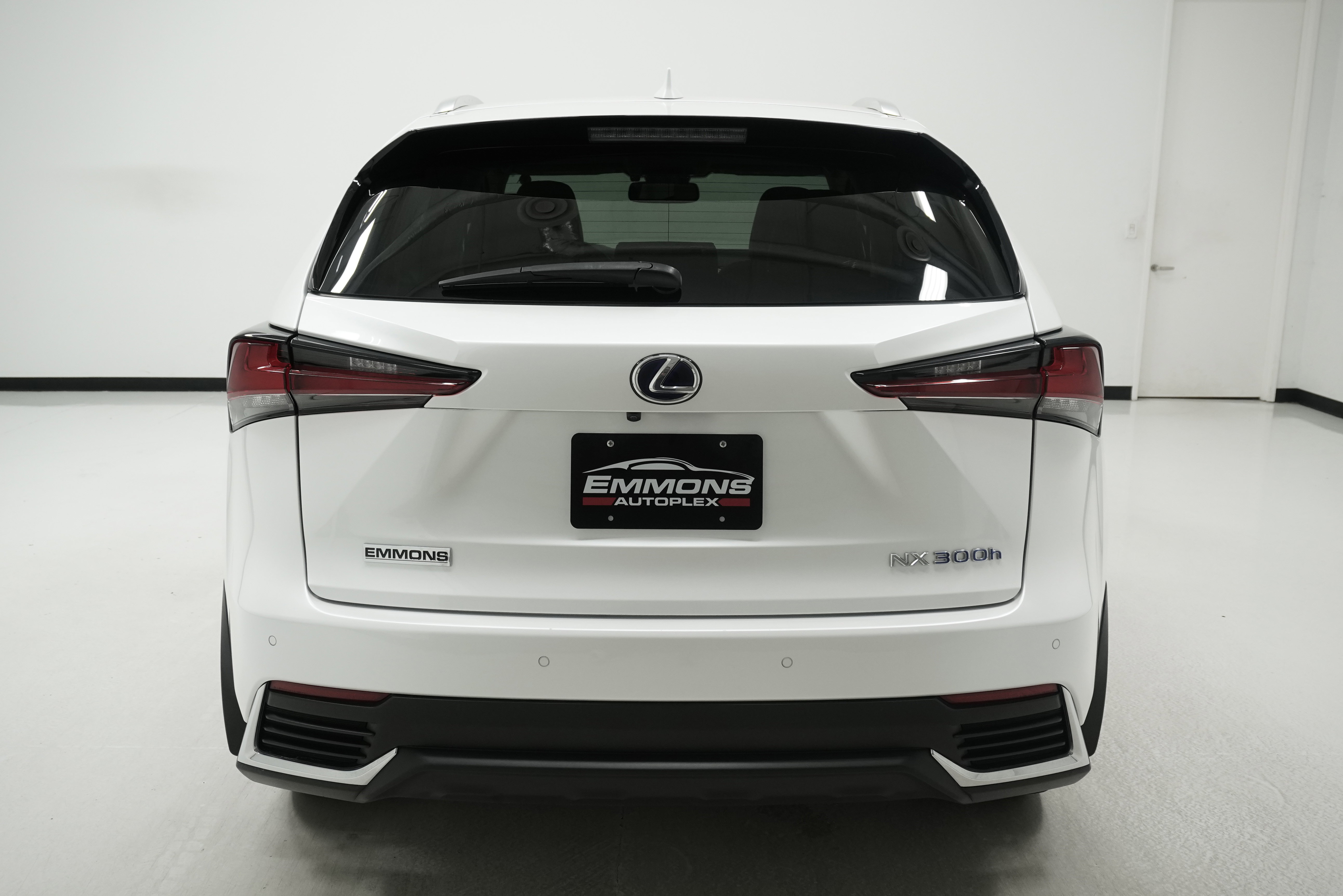 Used 2019 Lexus NX 300h AWD w/ Premium Package image 5