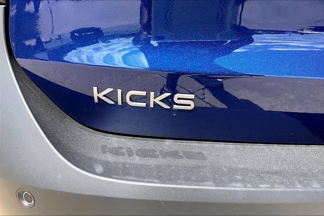 New 2026 Nissan Kicks SV FWD image 18