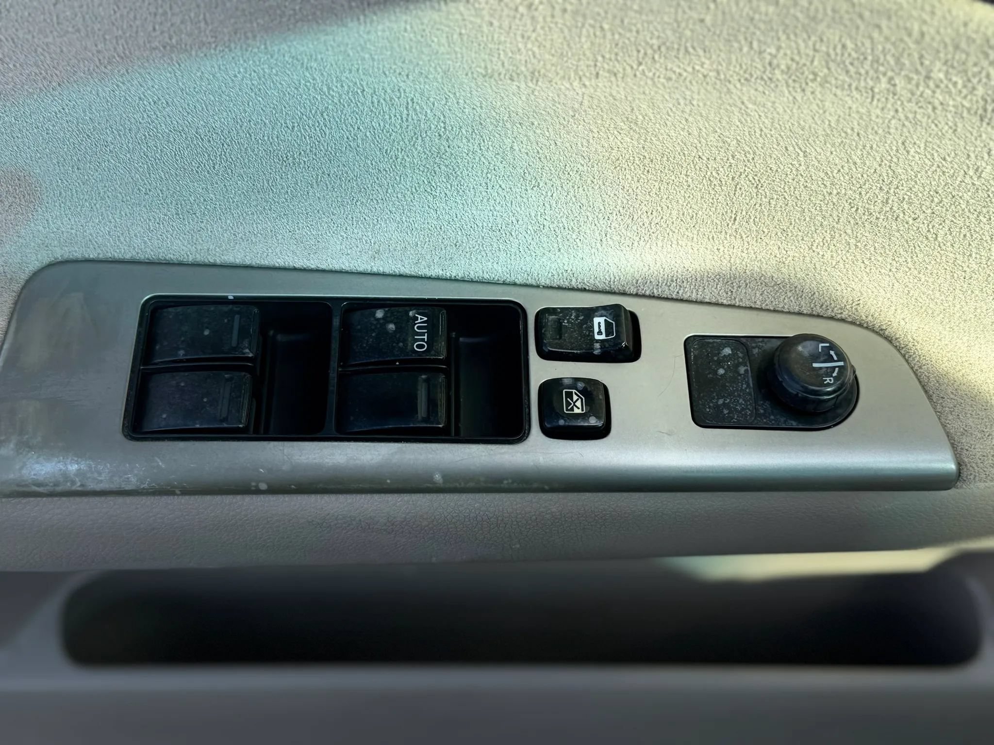 Used 2005 Nissan Altima 2.5 S w/ (S02) Side Airbags Pkg FWD image 19