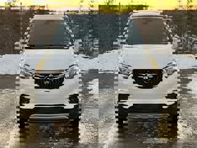 Used 2022 Buick Encore Preferred w/ Safety Package image 29