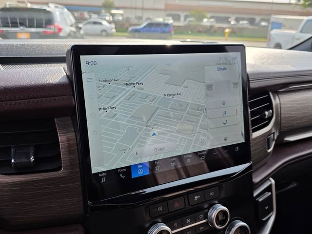 Used 2024 Ford Expedition Limited image 33