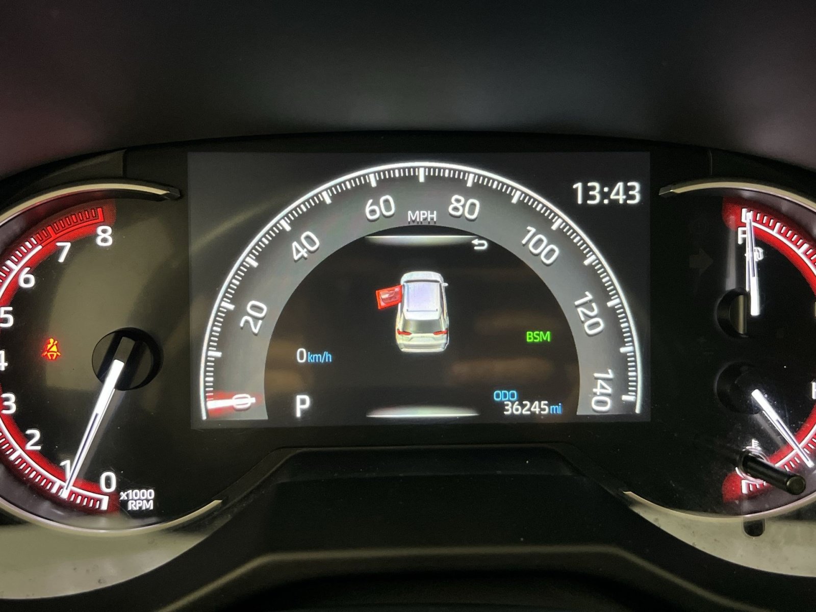 Used 2025 Toyota RAV4 XLE w/ Convenience Package AWD/4WD image 18