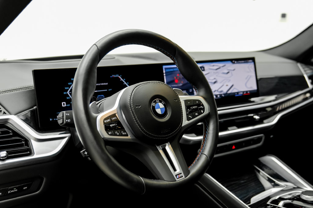 Used 2024 BMW X6 M60i w/ Climate Comfort Package AWD/4WD image 19