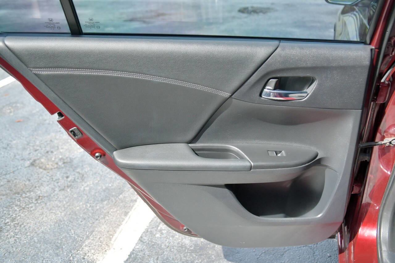 Used 2013 Honda Accord Sport image 10