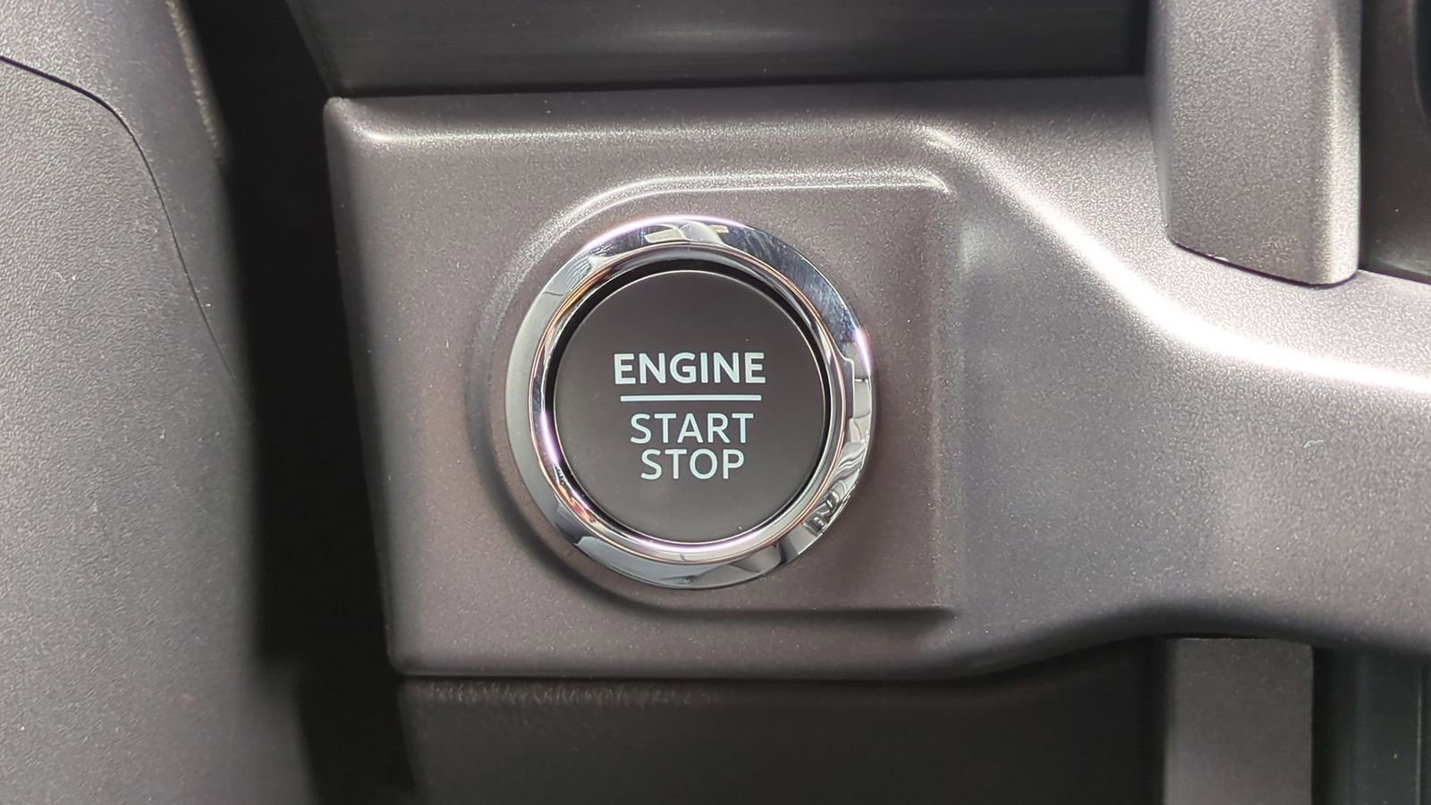 New 2025 Ford F150 XLT w/ Equipment Group 302A MID image 27