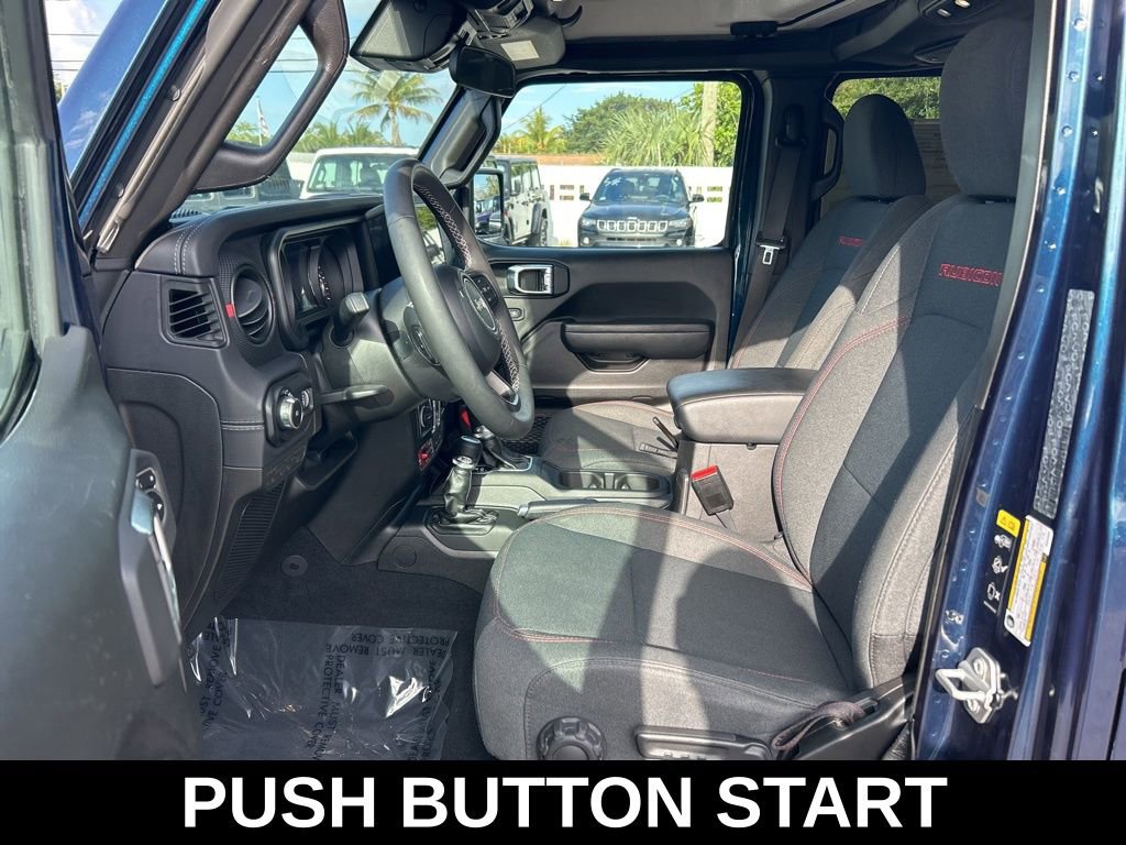 Used 2025 Jeep Wrangler Unlimited Rubicon AWD/4WD image 10