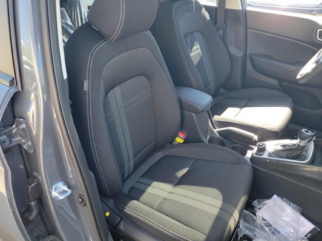 New 2026 Hyundai Venue SEL FWD image 34