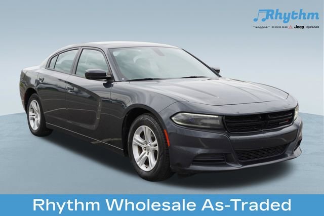 Used 2018 Dodge Charger SXT RWD image 1