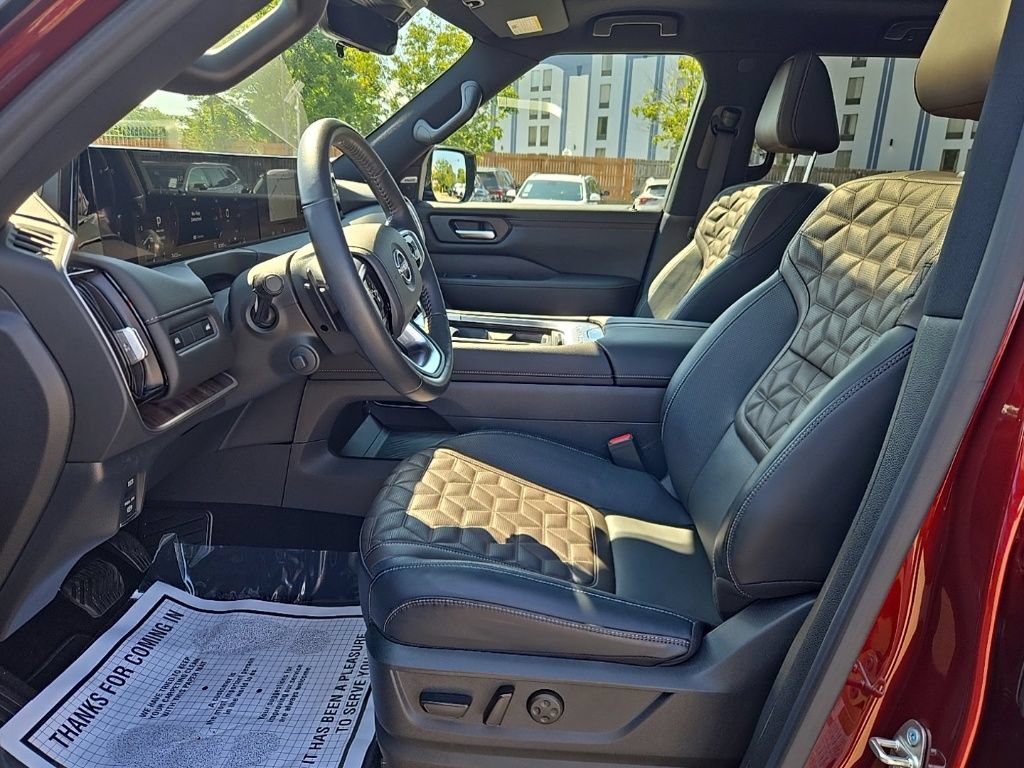 Used 2025 Nissan Armada Platinum w/ Convenience Package AWD/4WD image 10