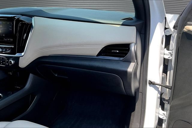 Used 2023 Chevrolet Traverse LT w/ LT Premium Package AWD/4WD image 27