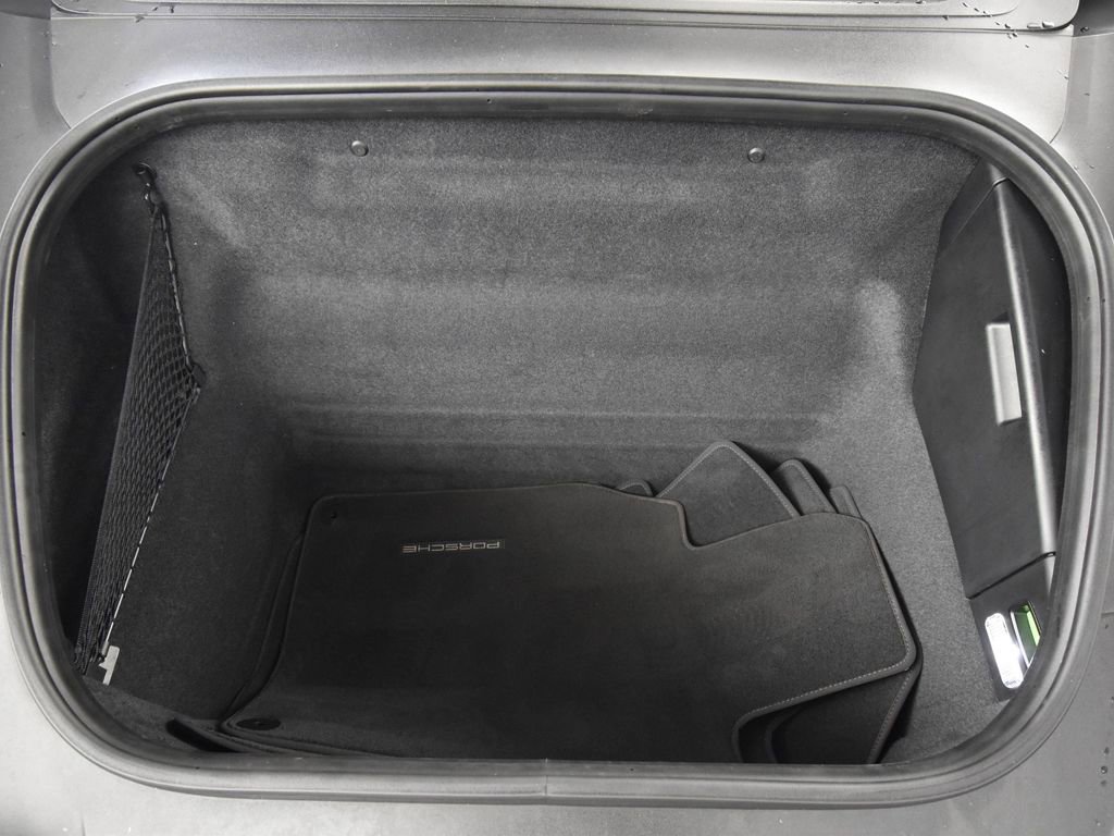 Used 2024 Porsche 911 Carrera GTS image 24