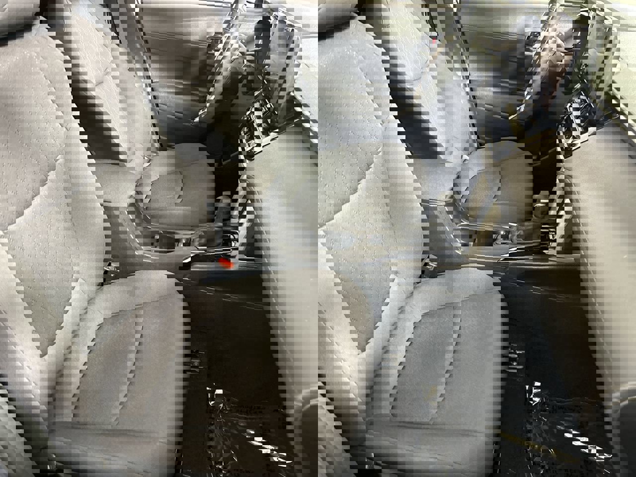 Used 2023 Toyota Corolla Cross LE image 25