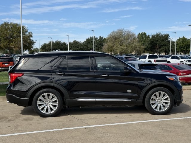Used 2021 Ford Explorer King Ranch w/ Premium Technology Package RWD image 3