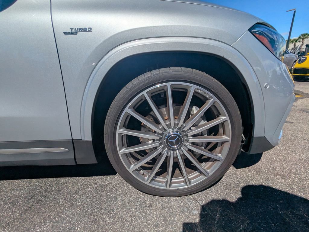 Certified 2024 Mercedes-Benz GLA 35 AMG 4MATIC image 23