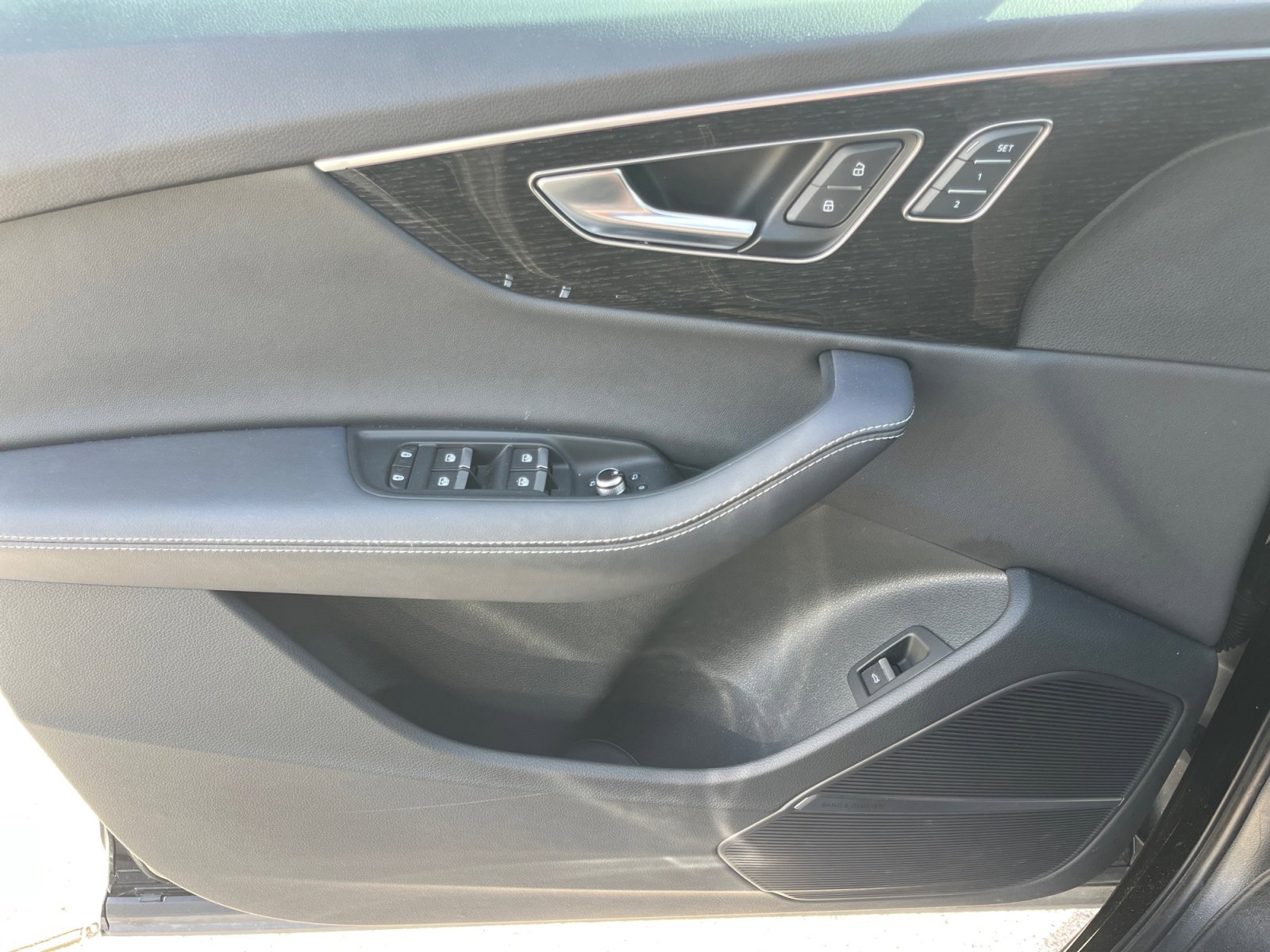 Used 2025 Audi Q7 3.0T Prestige w/ Prestige Package image 23