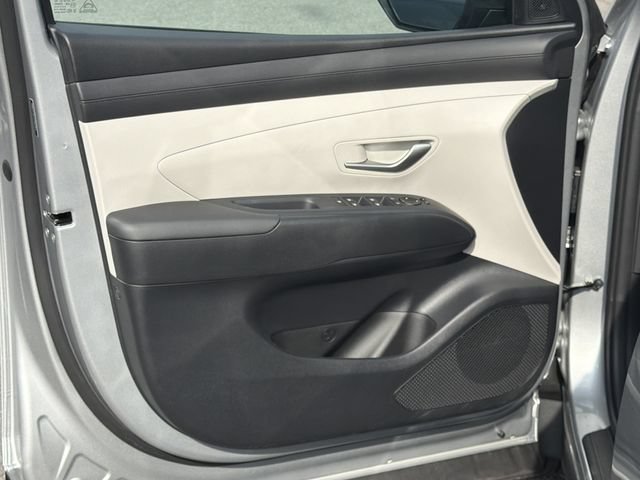 Certified 2026 Hyundai Tucson SE FWD image 10