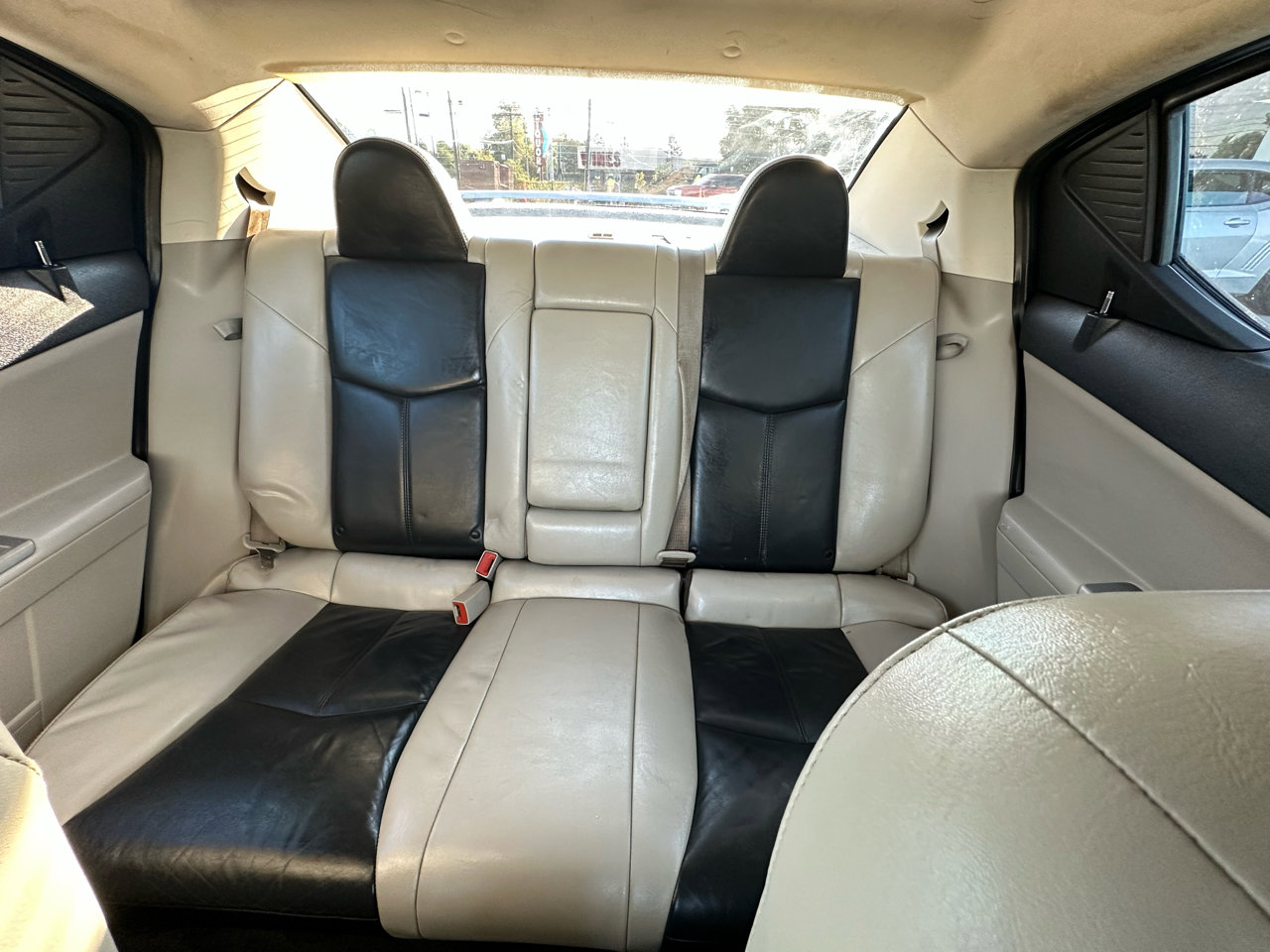 Used 2010 Dodge Avenger R/T image 20