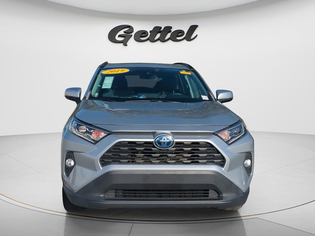Used 2019 Toyota RAV4 XLE w/ Convenience Package image 16