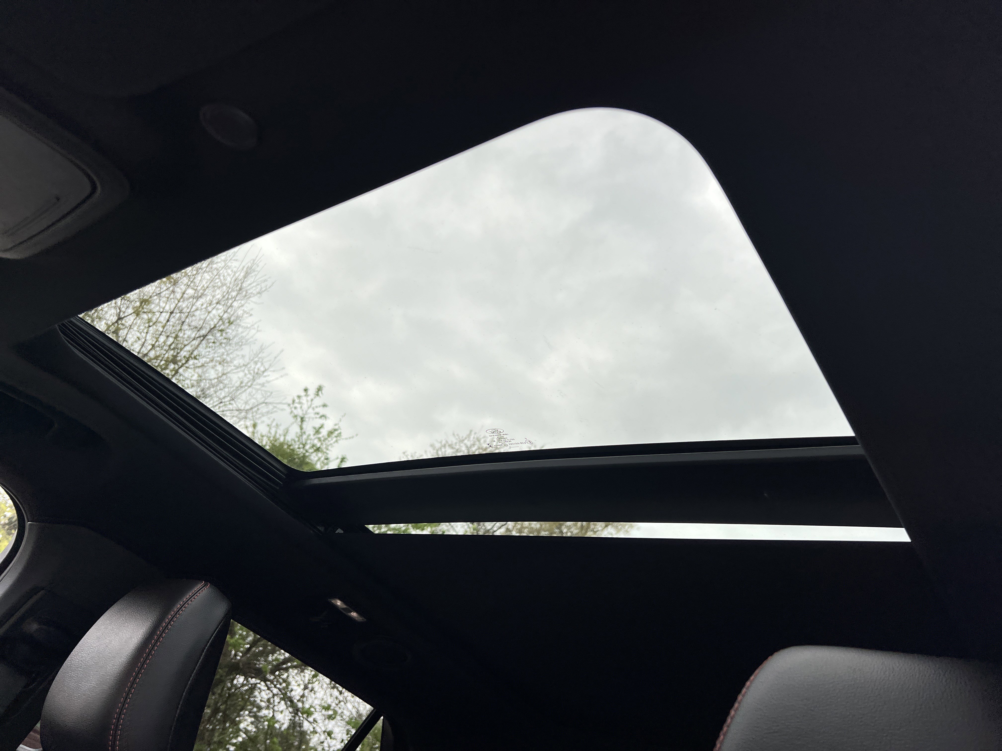 Used 2022 Ford Explorer ST-Line w/ Class IV Trailer Tow Package image 32