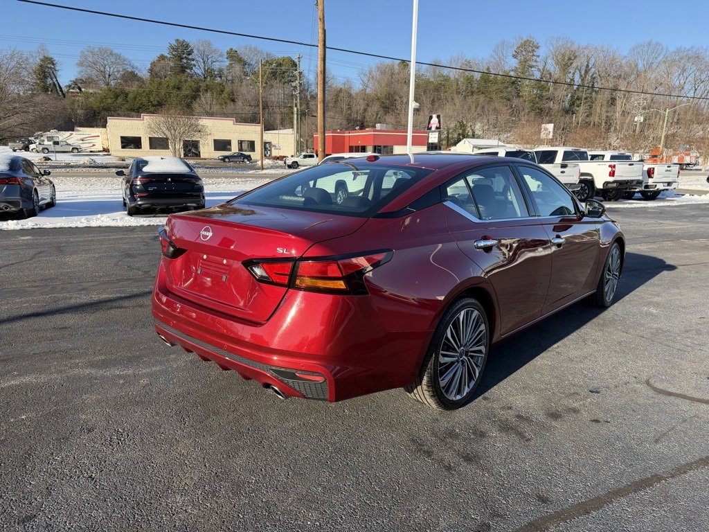 Used 2023 Nissan Altima 2.5 SL image 5