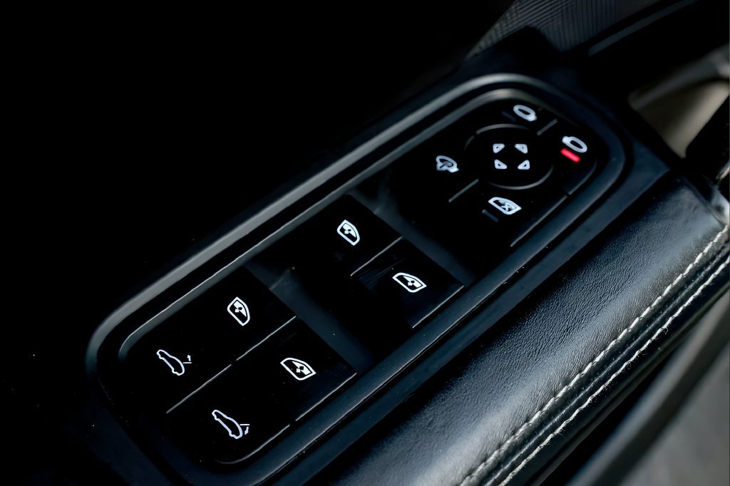 Used 2023 Porsche Cayenne Turbo GT AWD/4WD image 53