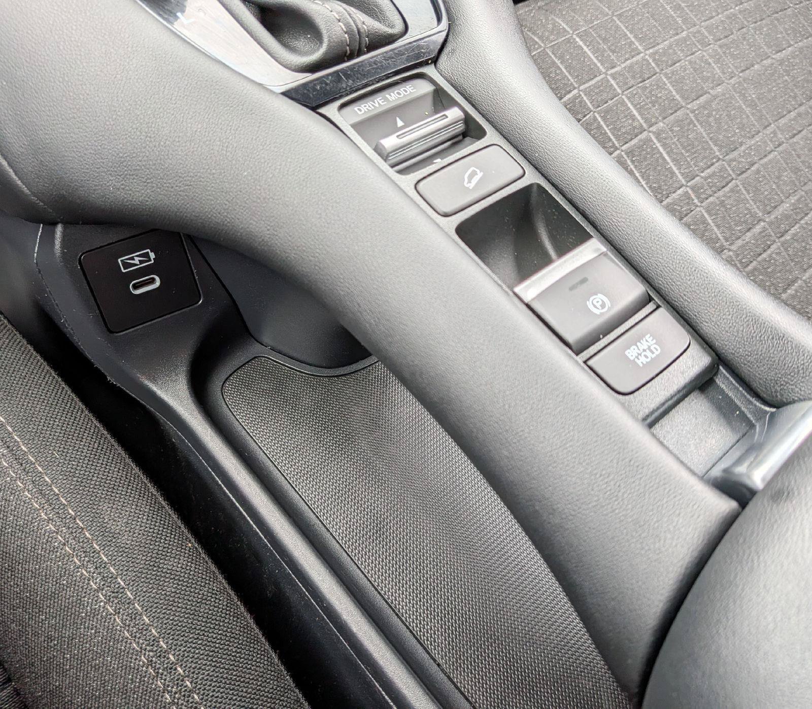 Certified 2024 Honda HR-V LX image 18