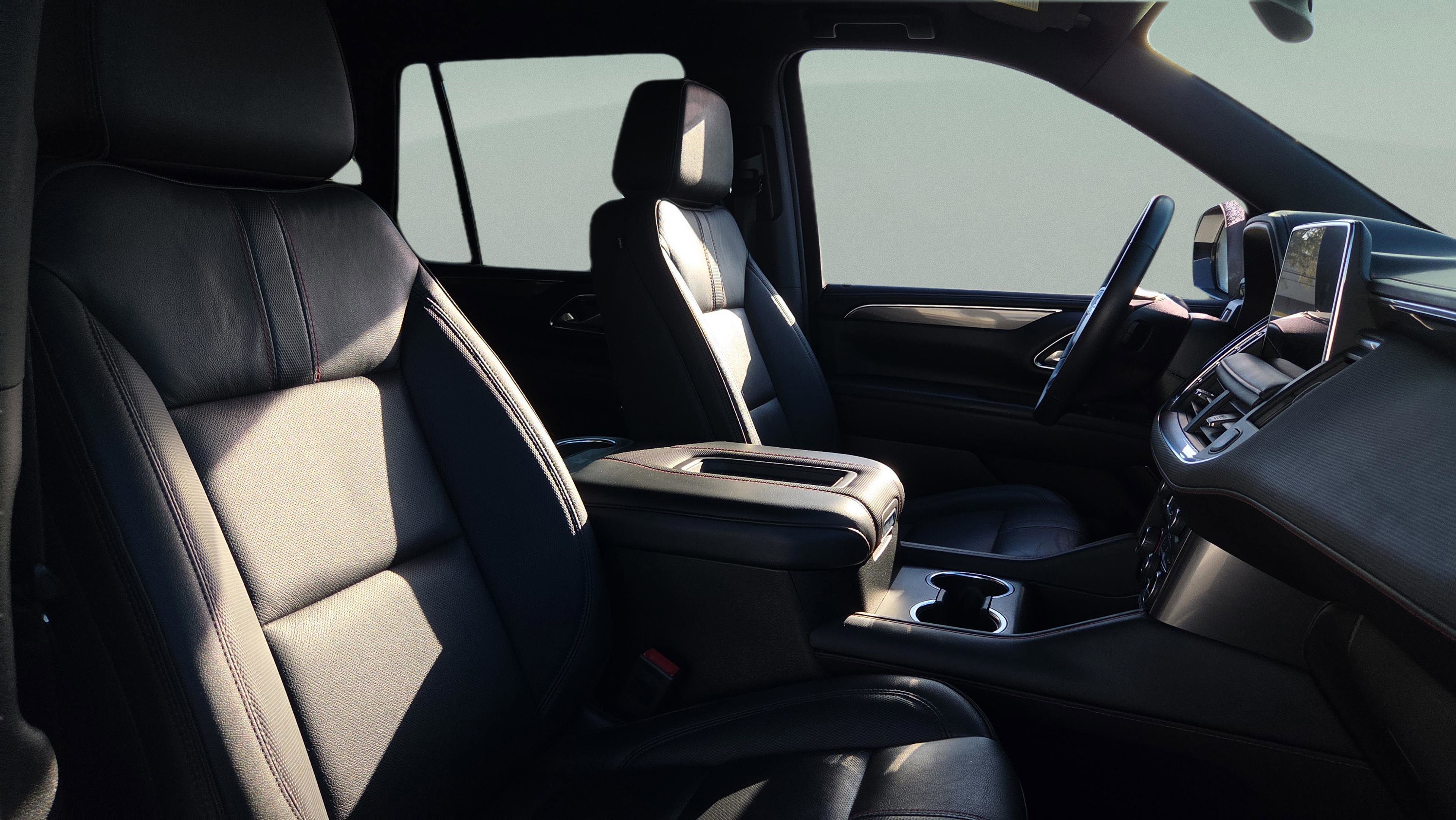 Used 2024 Chevrolet Tahoe RST w/ Luxury Package image 15