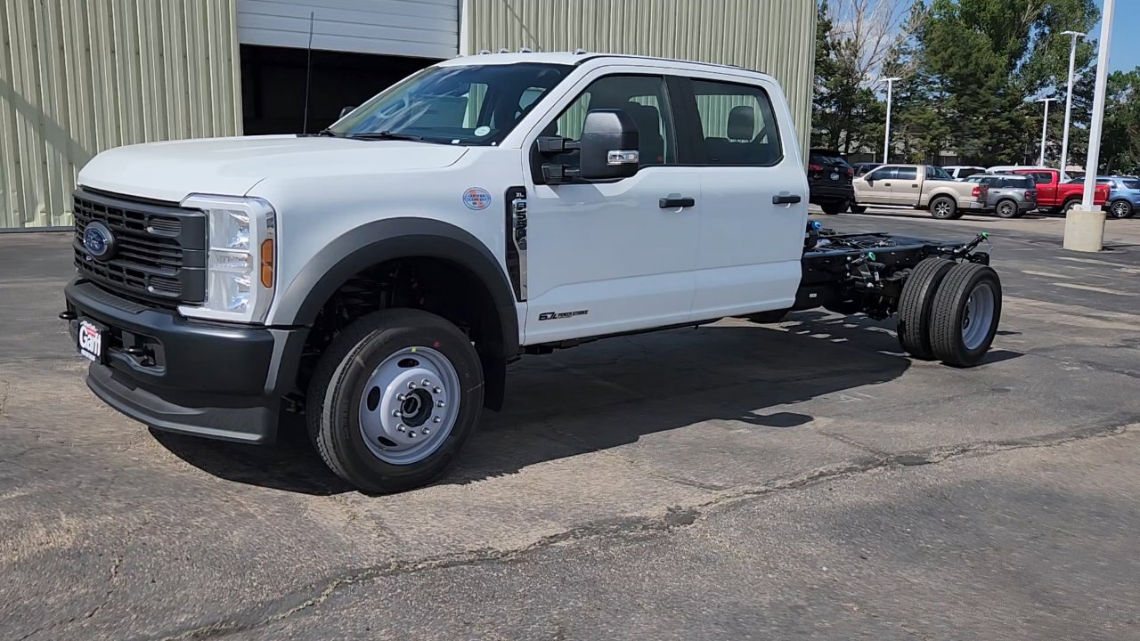 New 2025 Ford F550 4x4 Crew Cab image 2