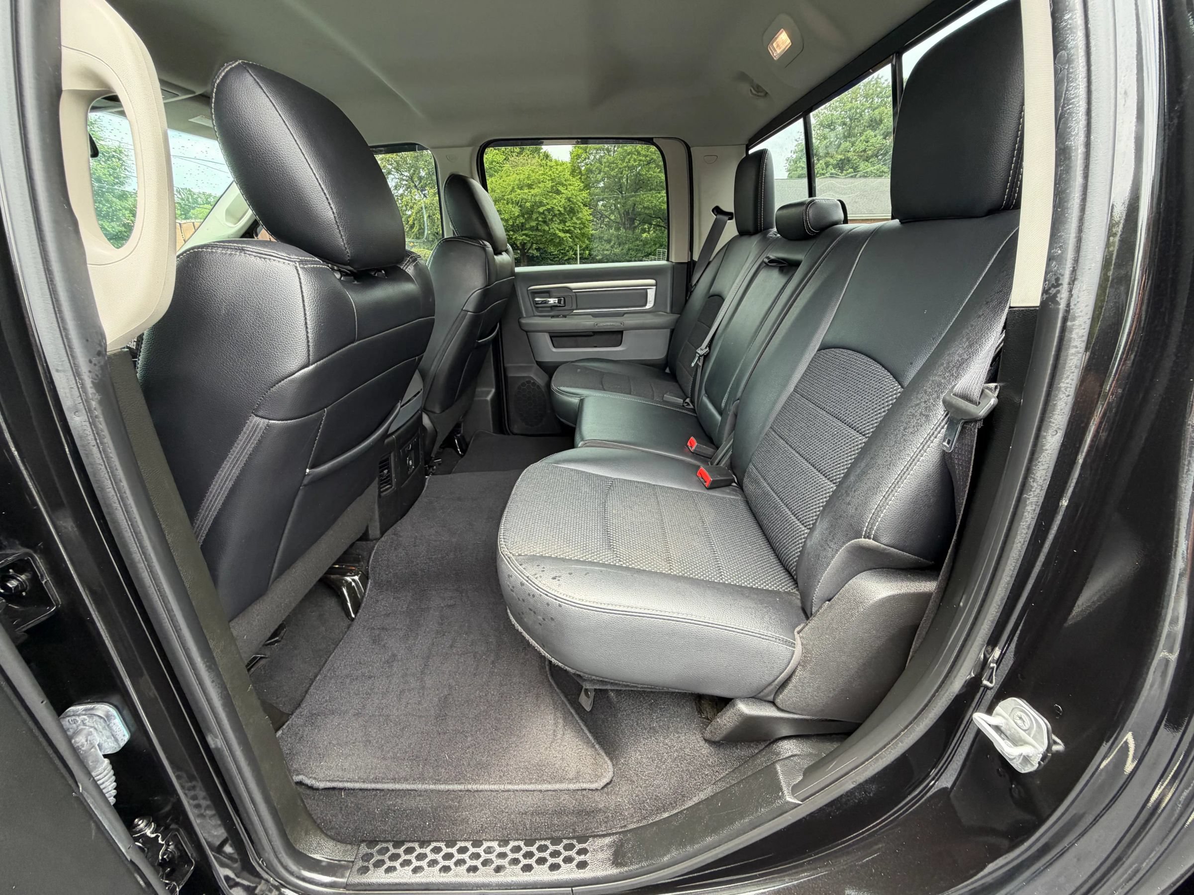 Used 2018 RAM 3500 Lone Star AWD/4WD image 17