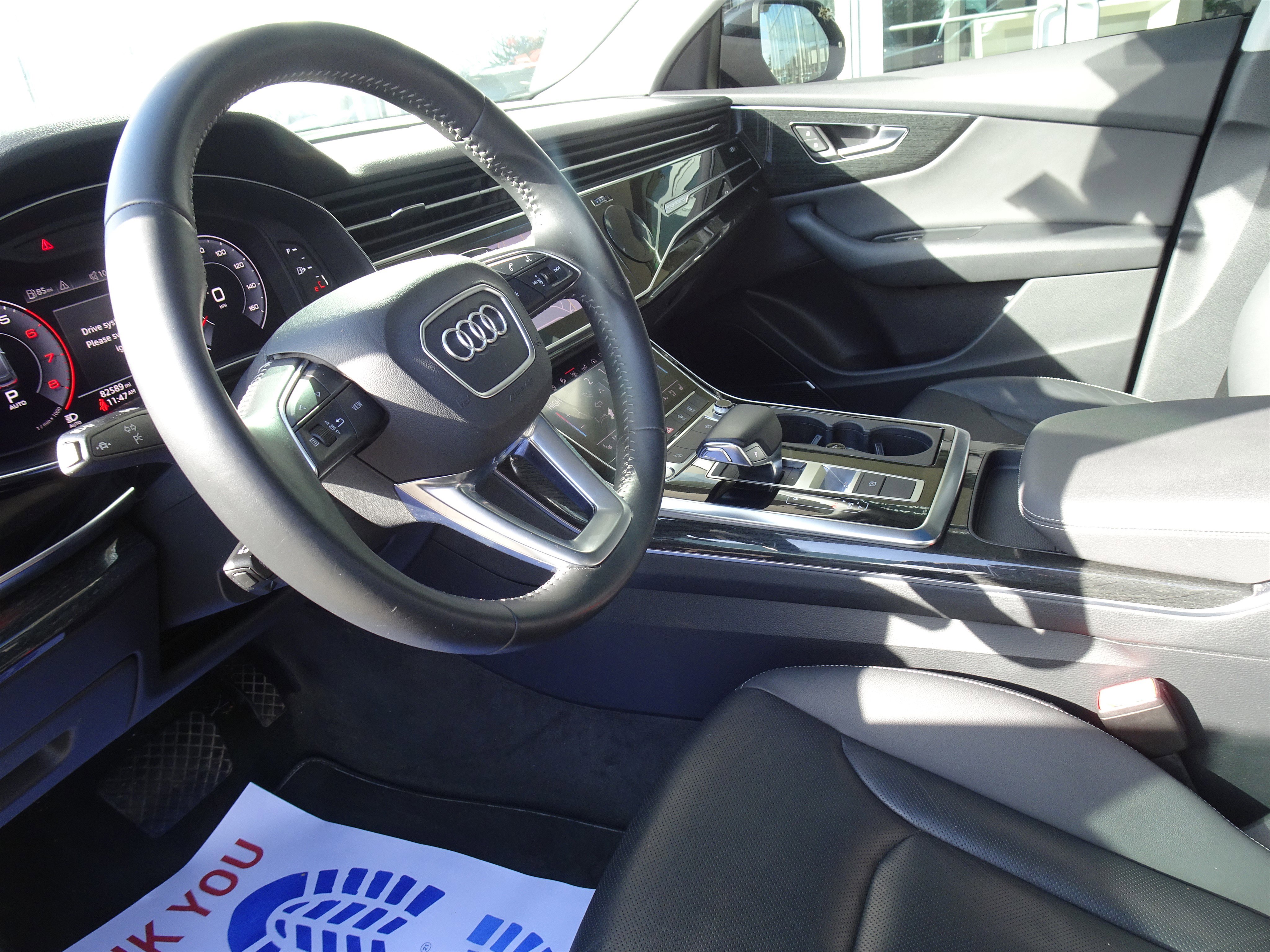 Used 2019 Audi Q8 Premium Plus w/ Premium Plus image 13