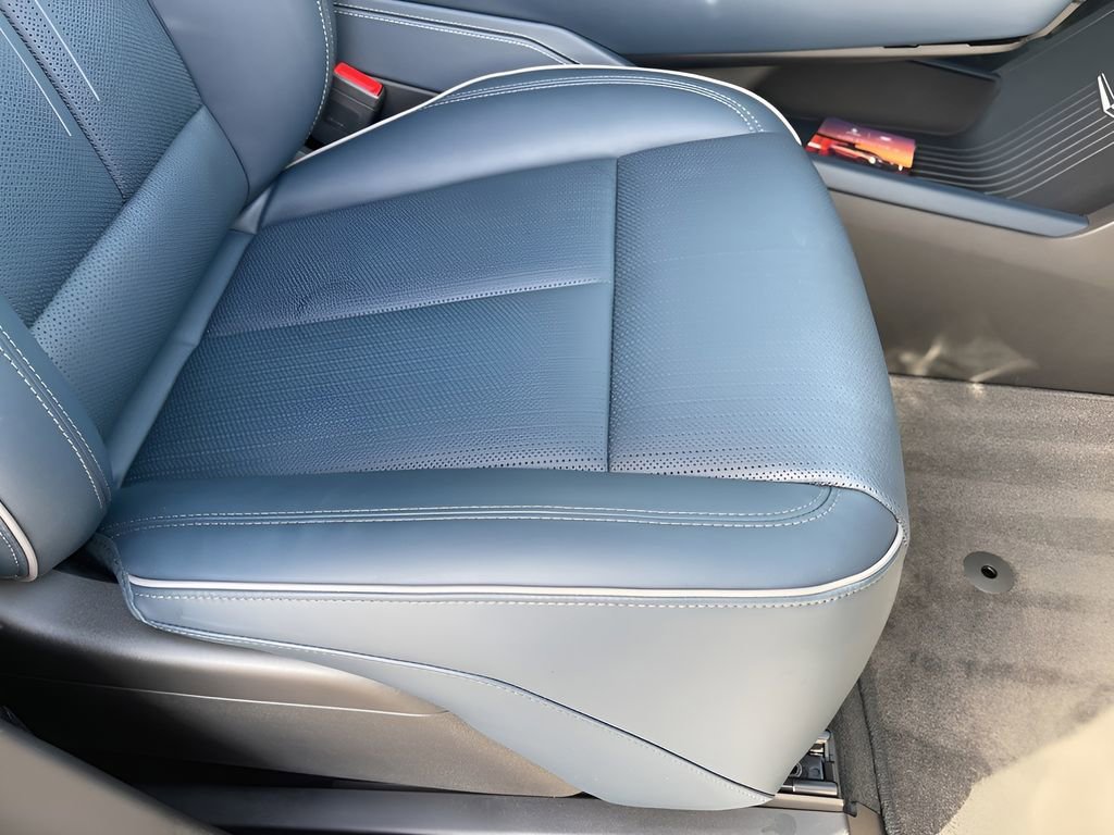 New 2025 Cadillac Escalade IQ Sport 2 image 15