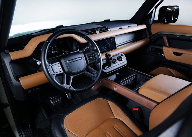 Used 2021 Land Rover Defender 90 X image 19