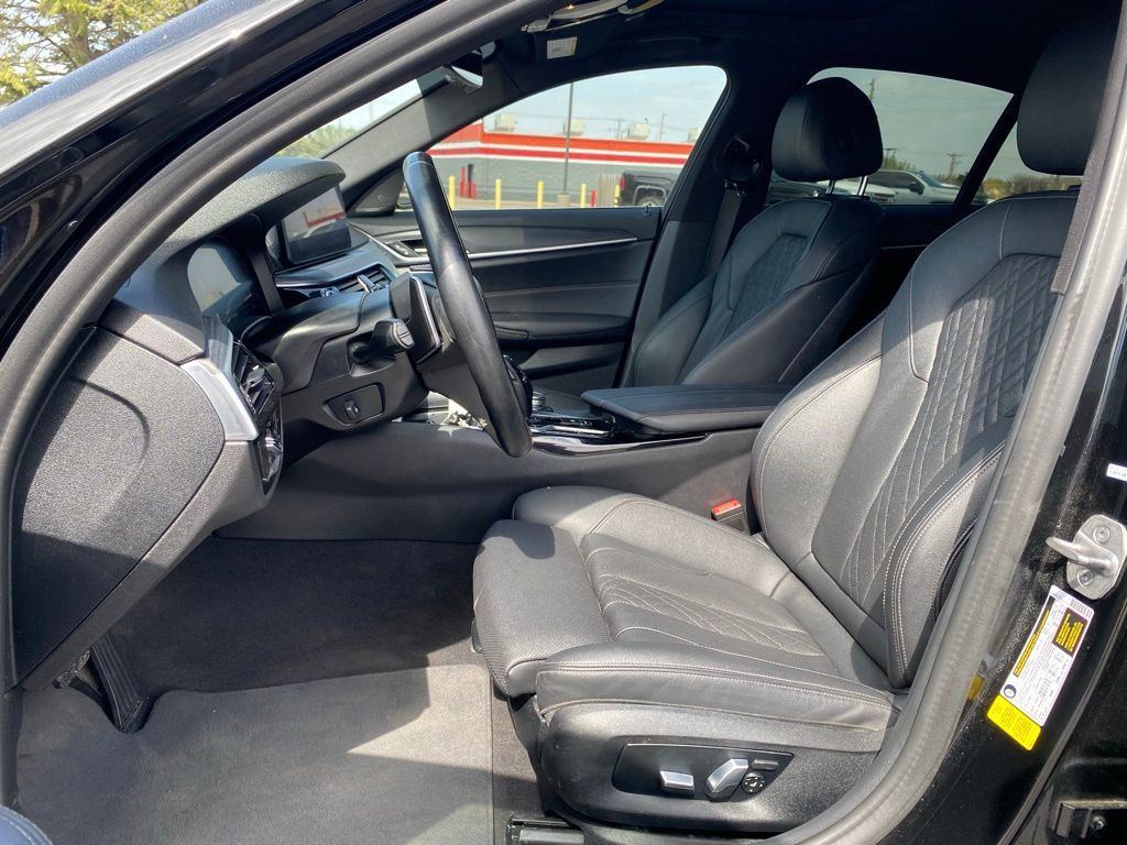 Used 2021 BMW 530i image 12