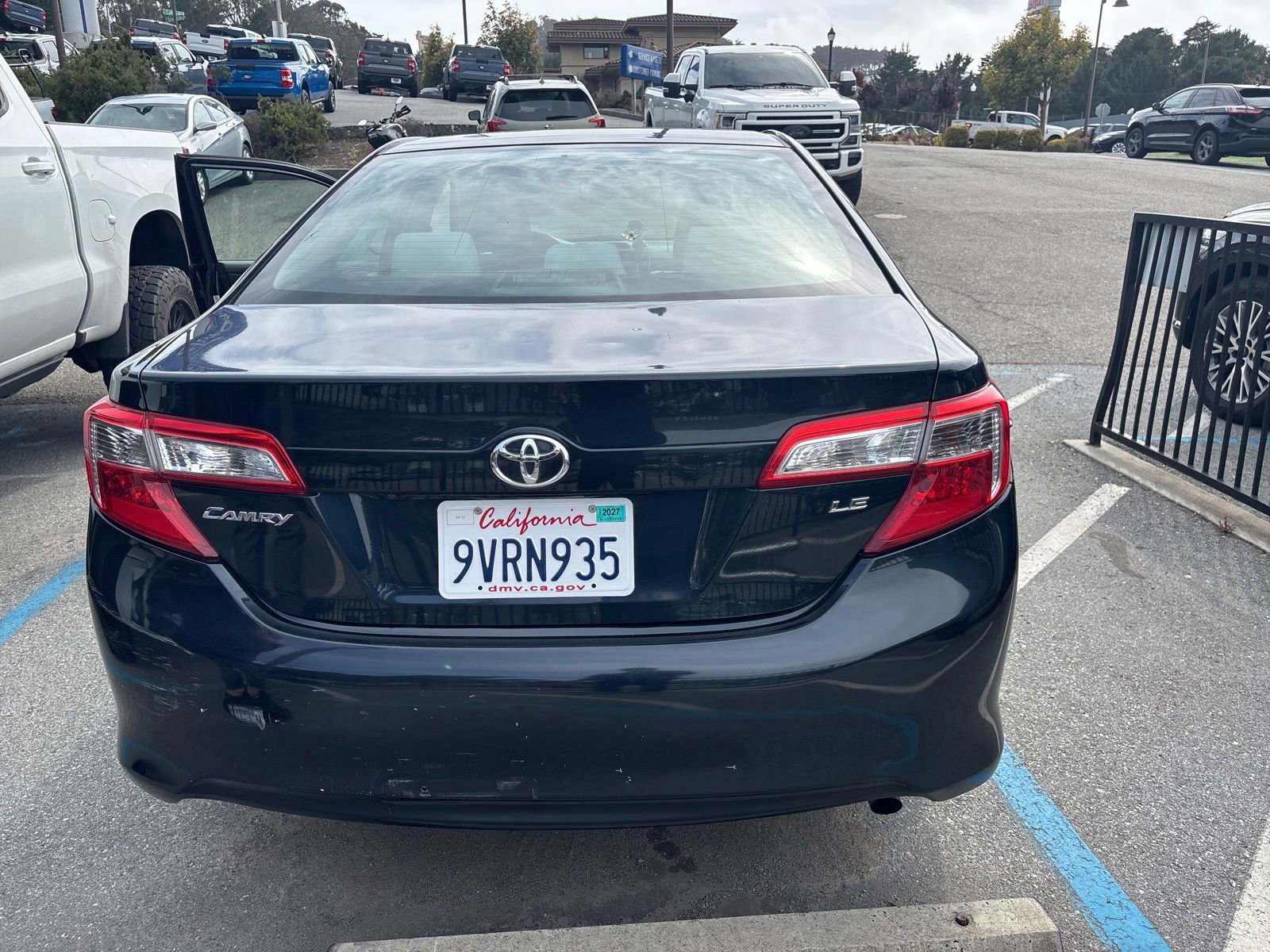 Used 2014 Toyota Camry LE w/ Fleet Convenience Package FWD image 6