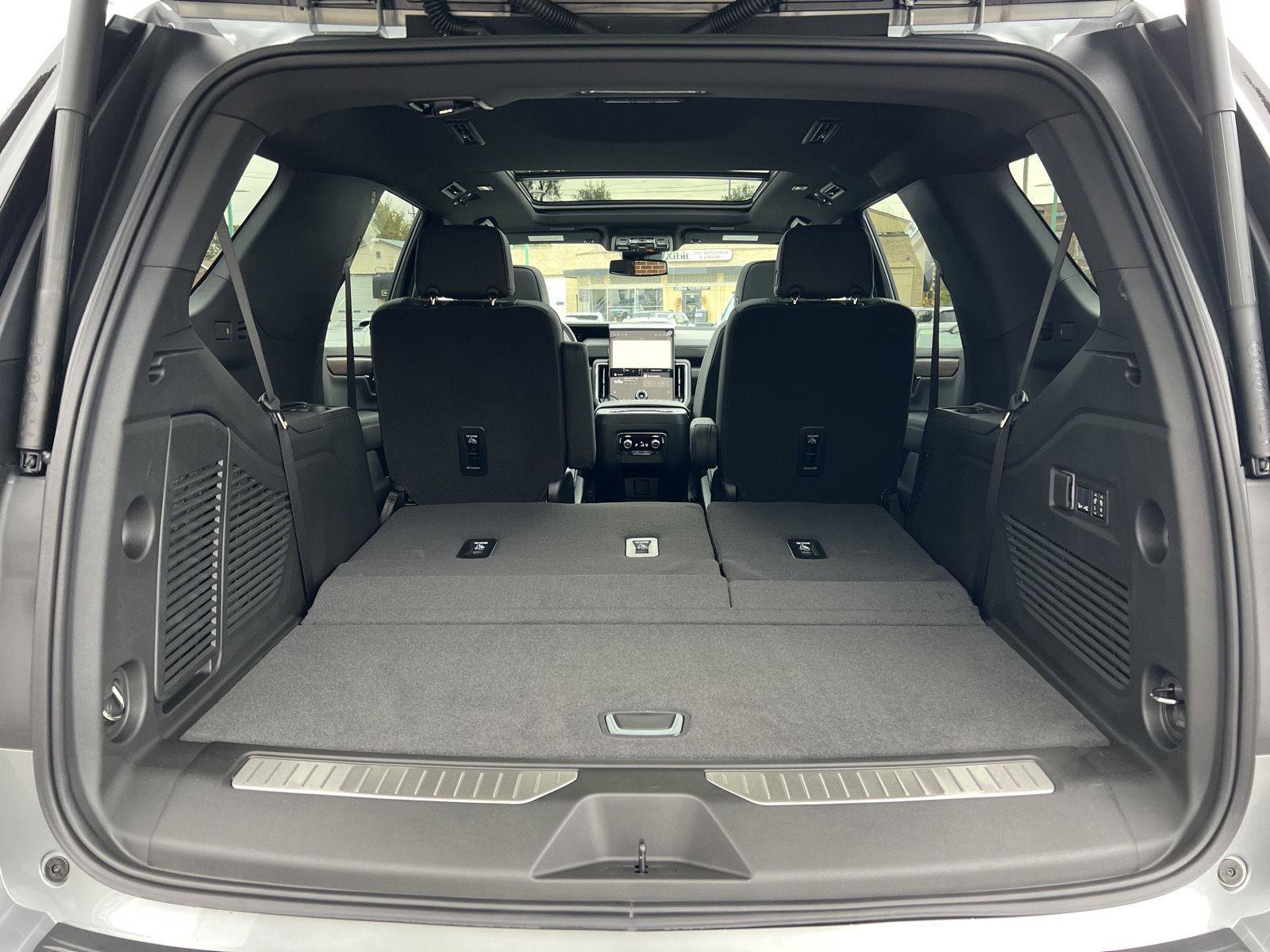 New 2026 GMC Yukon Denali w/ Sun & Power Step Package image 48