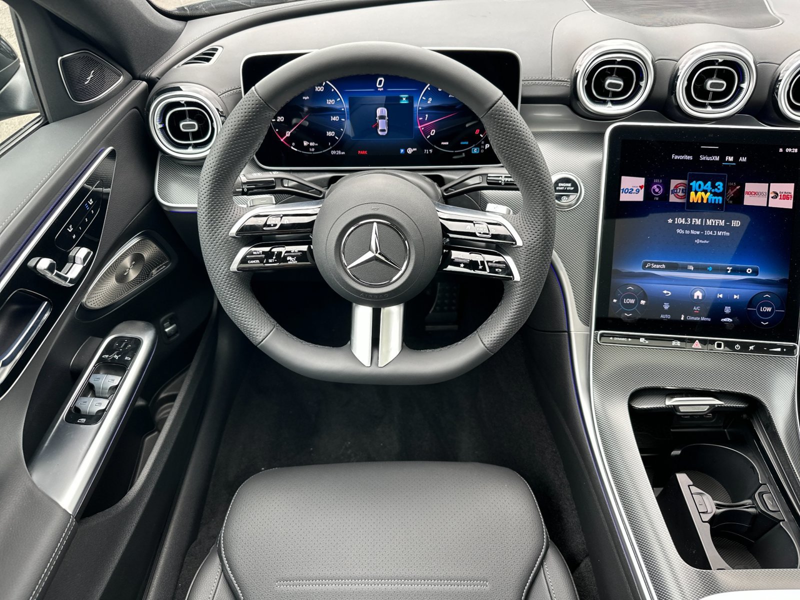 Used 2025 Mercedes-Benz C 300 4MATIC Sedan image 15