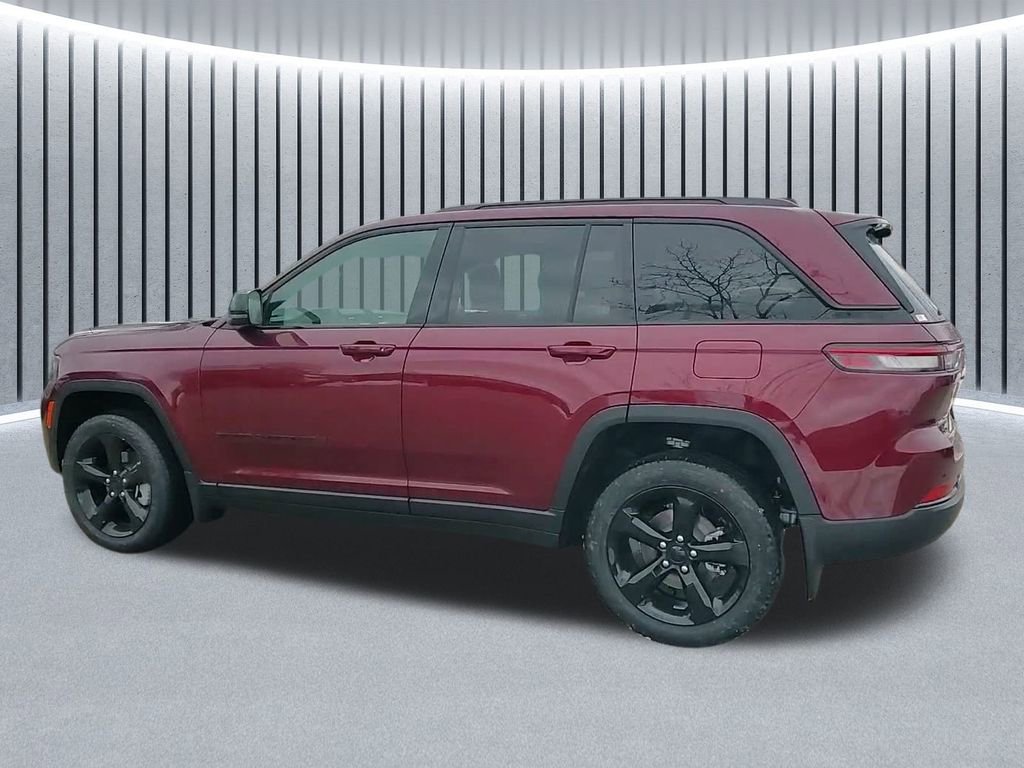 New 2025 Jeep Grand Cherokee Limited w/ Luxury Tech Group II image 14