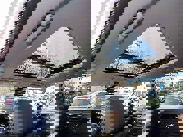 Certified 2023 Honda Pilot Touring image 18