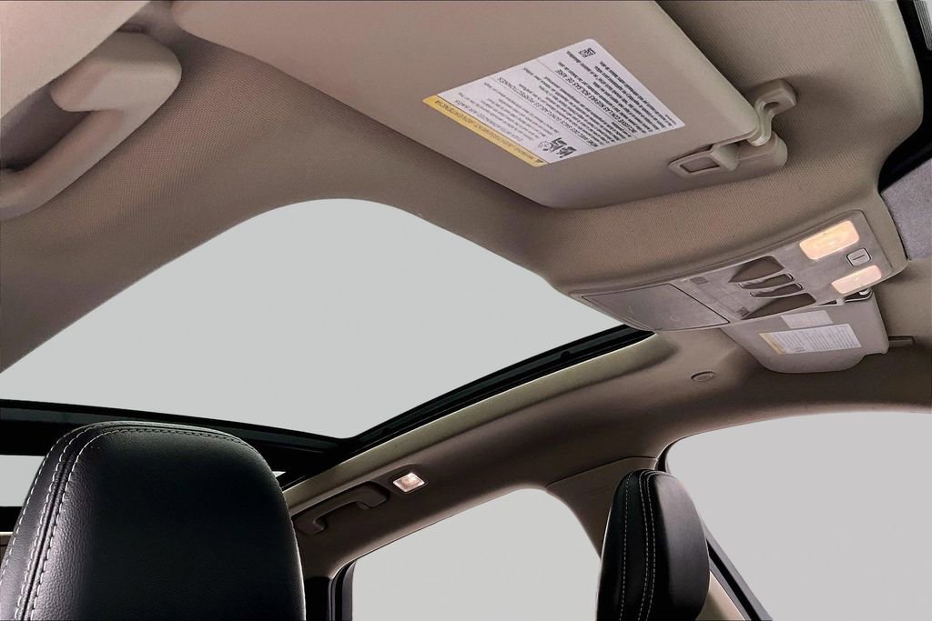 Used 2020 Ford Escape Titanium w/ Titanium Premium Package 2.0 image 22