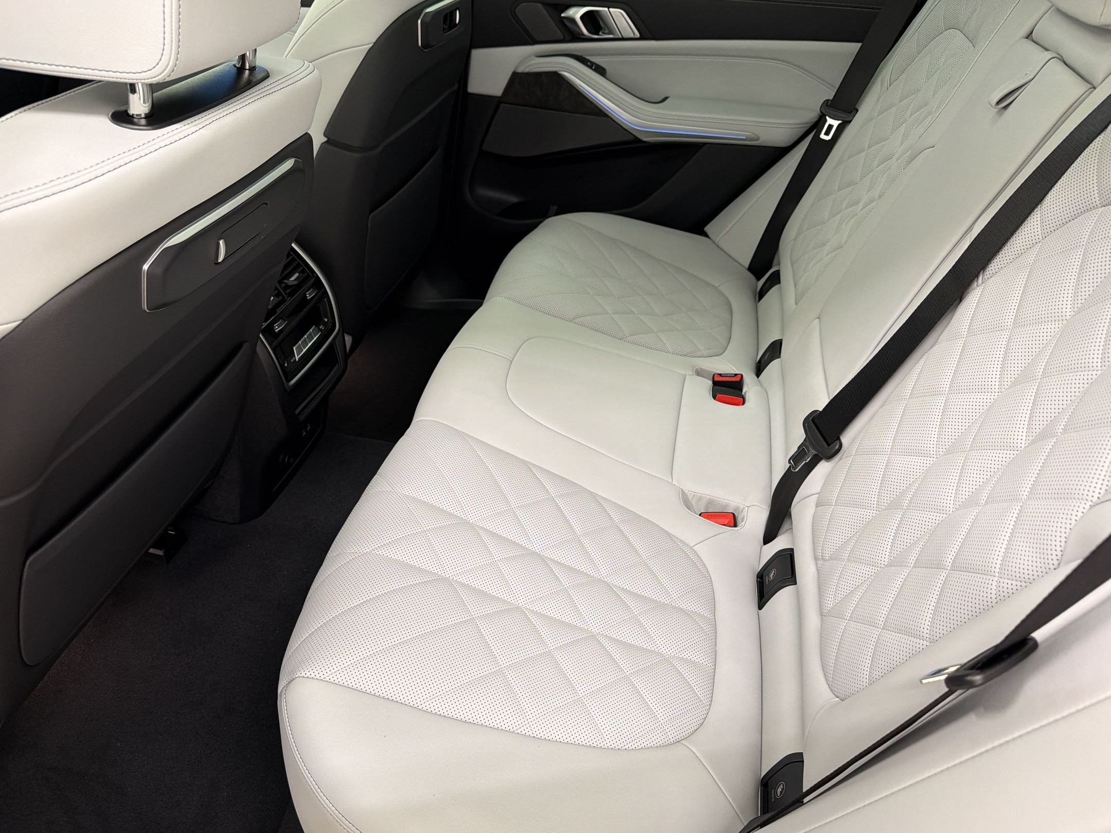 New 2026 BMW X5 xDrive50e AWD/4WD image 19
