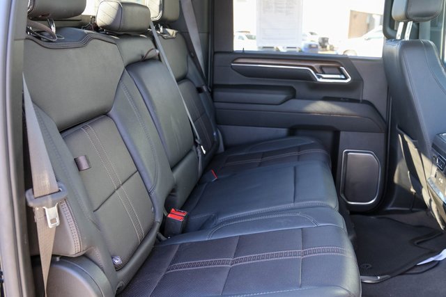 Used 2024 Chevrolet Silverado 3500 High Country w/ Technology Package image 22