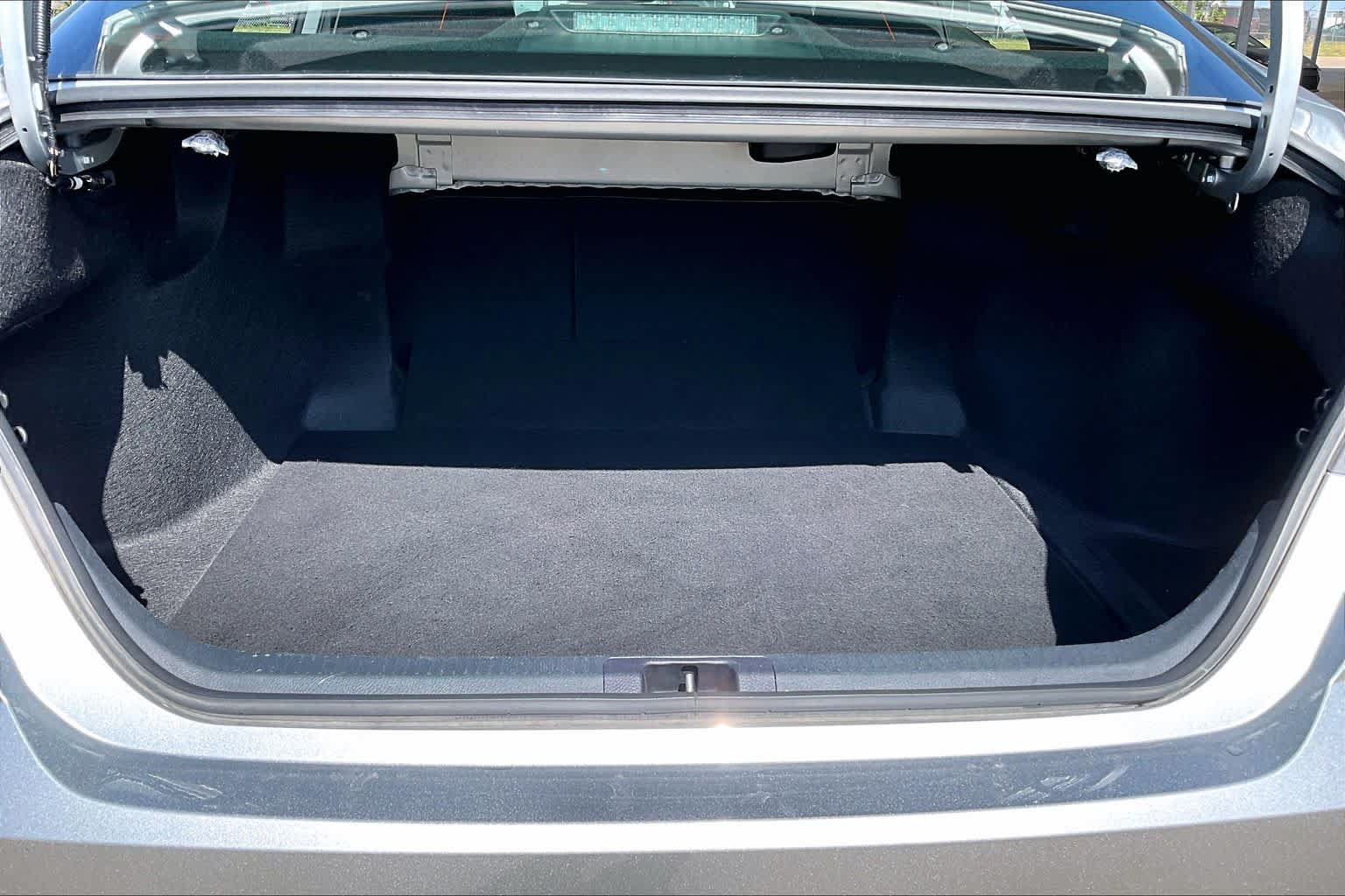 Used 2025 Toyota Camry LE FWD image 30