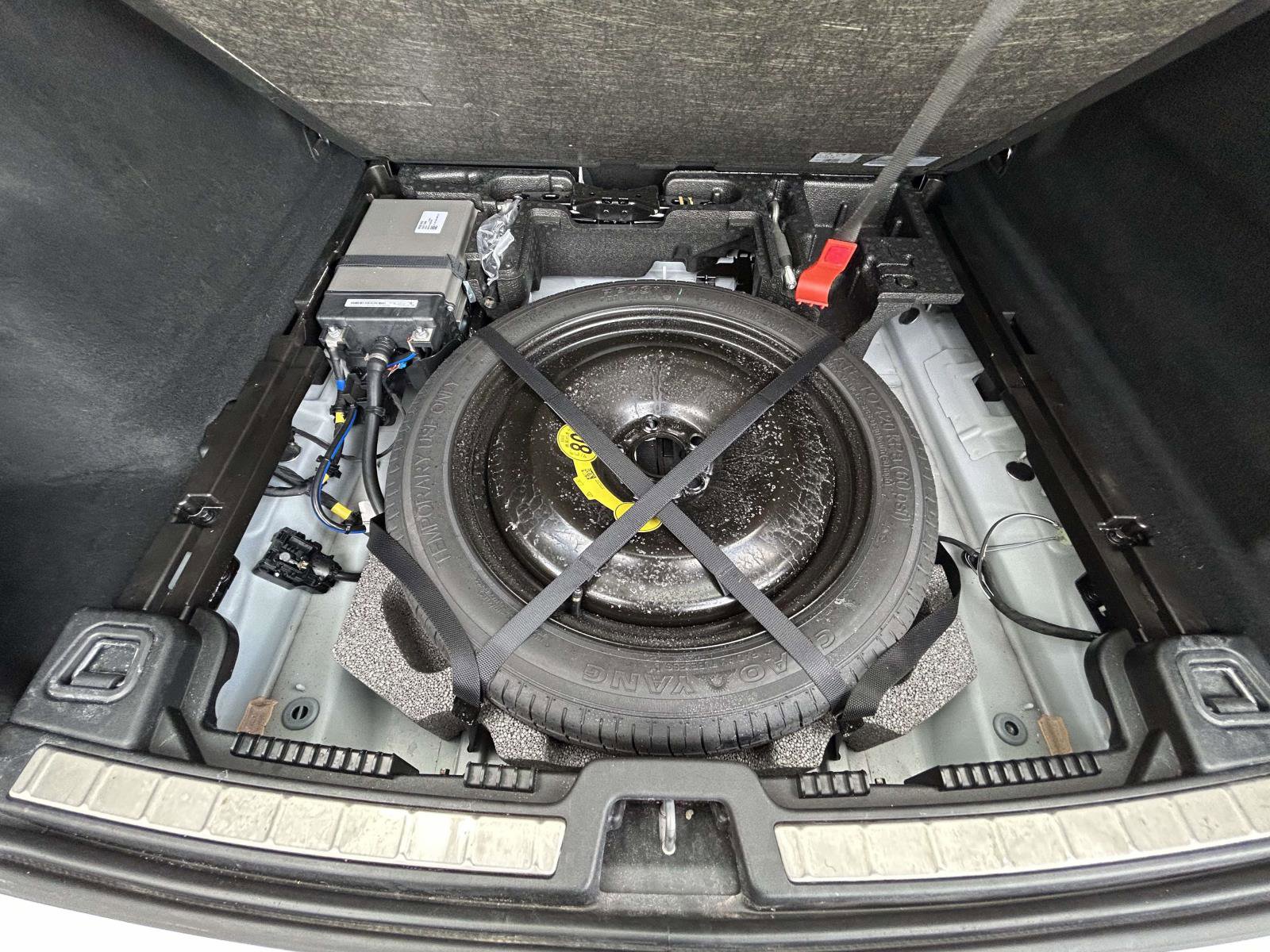 Certified 2023 Volvo XC60 B5 Core image 17