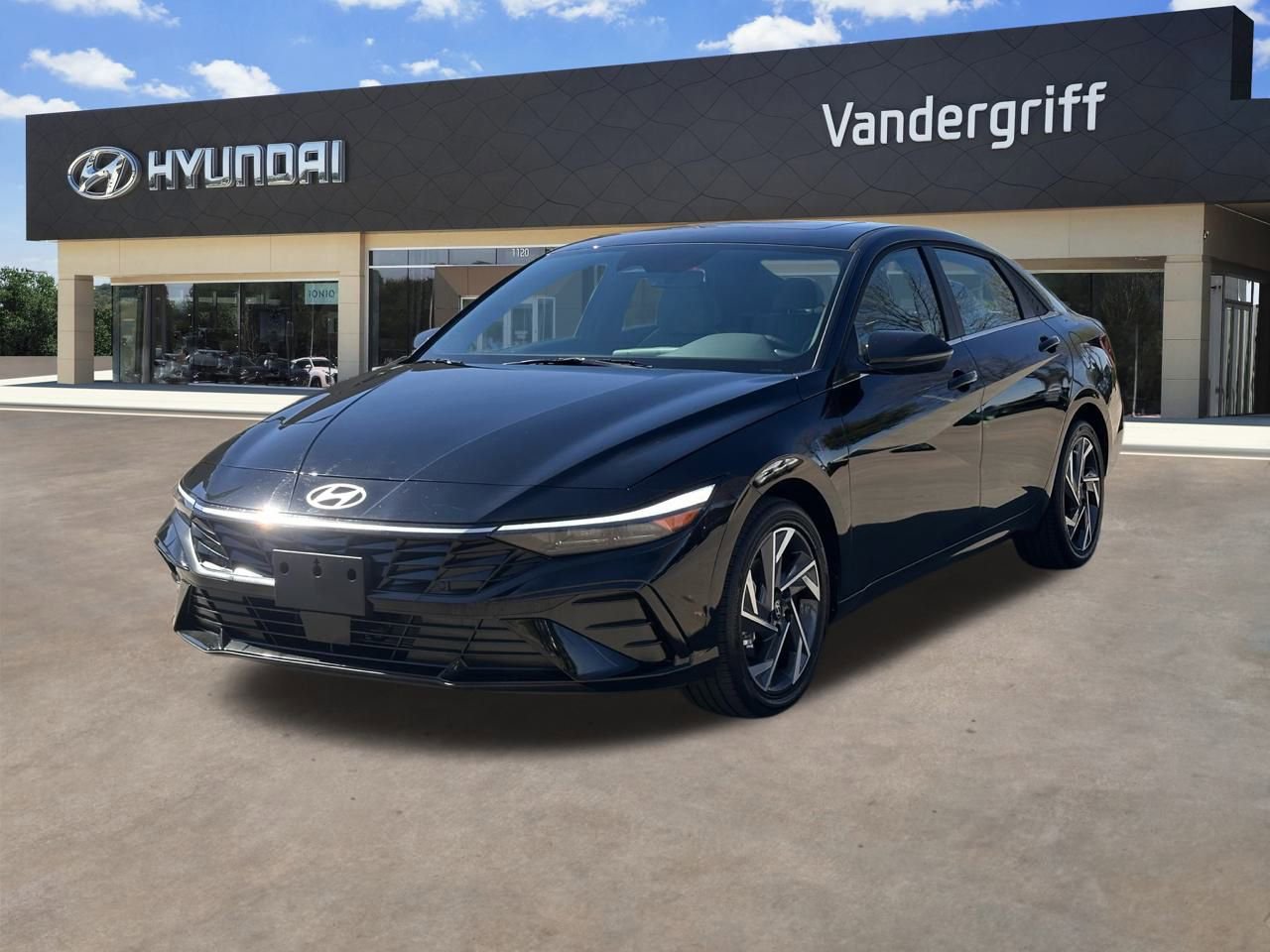 Certified 2025 Hyundai Elantra Limited image 4