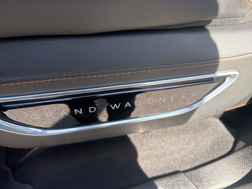 Used 2024 Jeep Grand Wagoneer Series III image 21