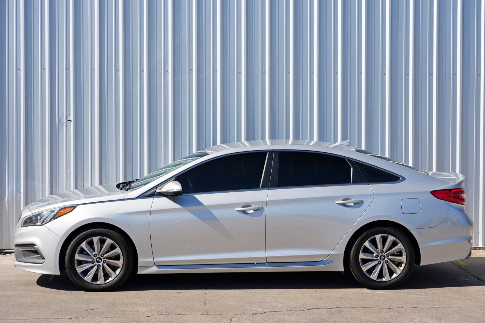 Used 2017 Hyundai Sonata Sport w/ Cargo Package image 42