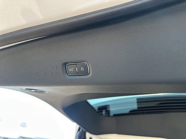 New 2025 Ford Expedition Max Active image 24